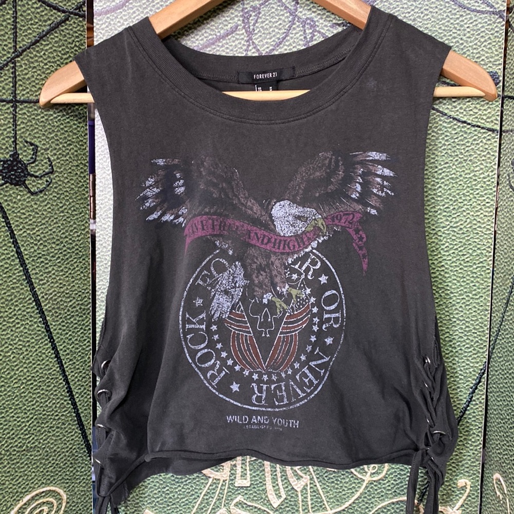 Rocker / biker top with side laces